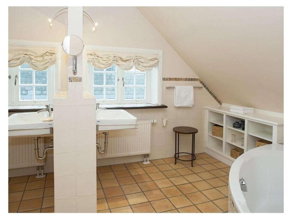 Ferienhaus In Morsum Sylt With Wi-fi
